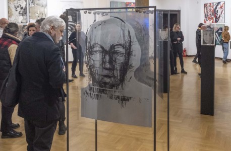 Click to zoom the picture.